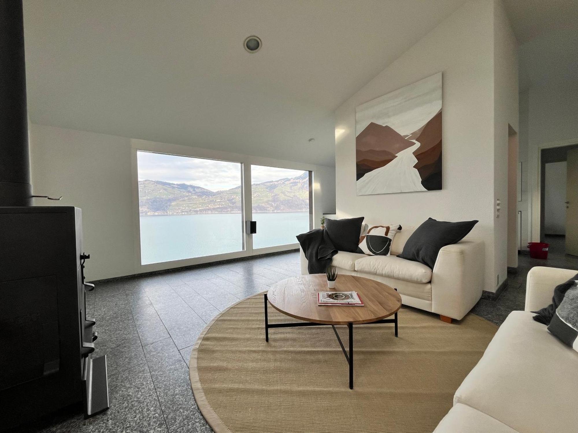 Wohnung Mit Grossartiger Seesicht Und Balkon Spiez Exteriér fotografie