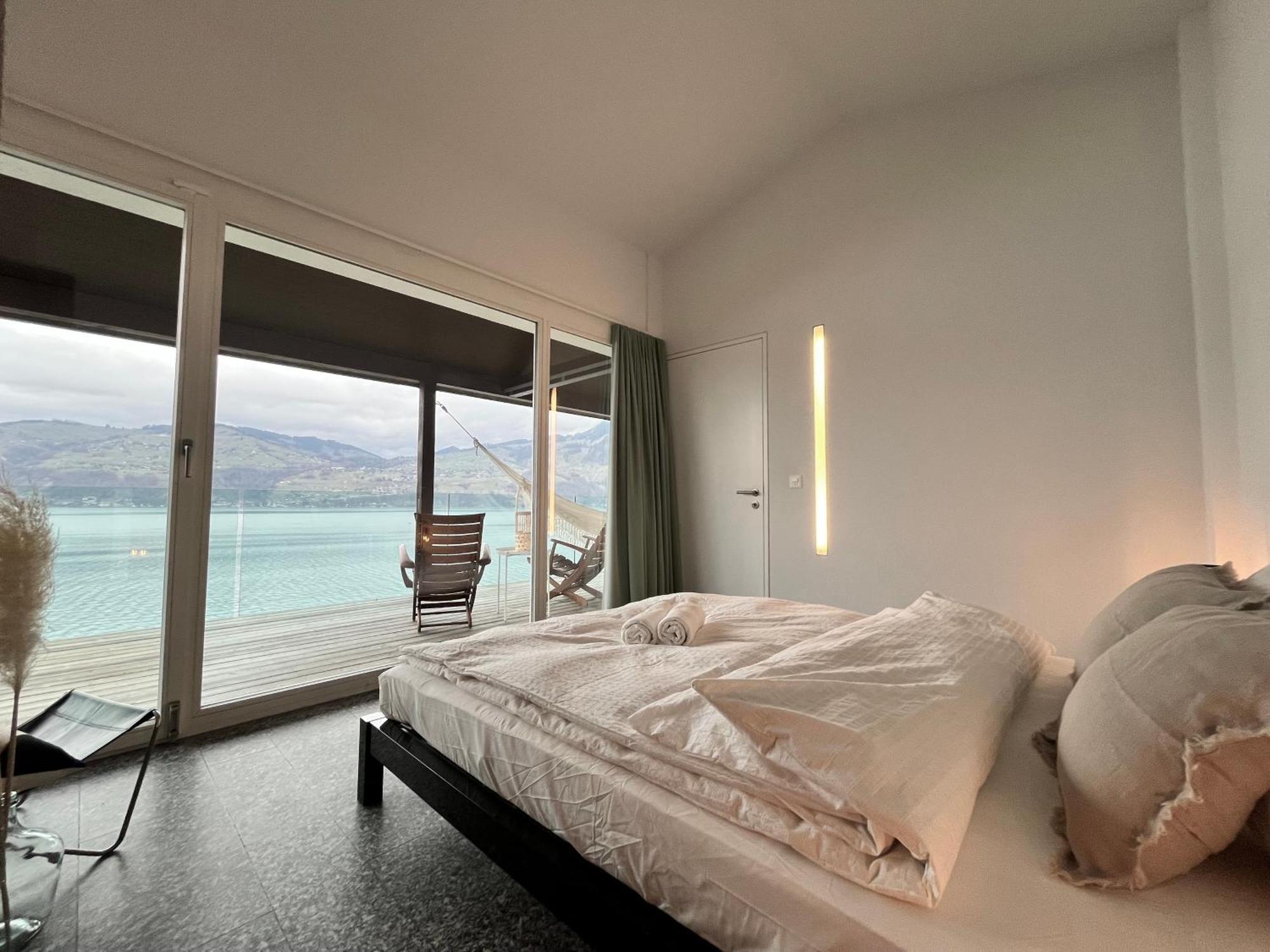 Wohnung Mit Grossartiger Seesicht Und Balkon Spiez Exteriér fotografie