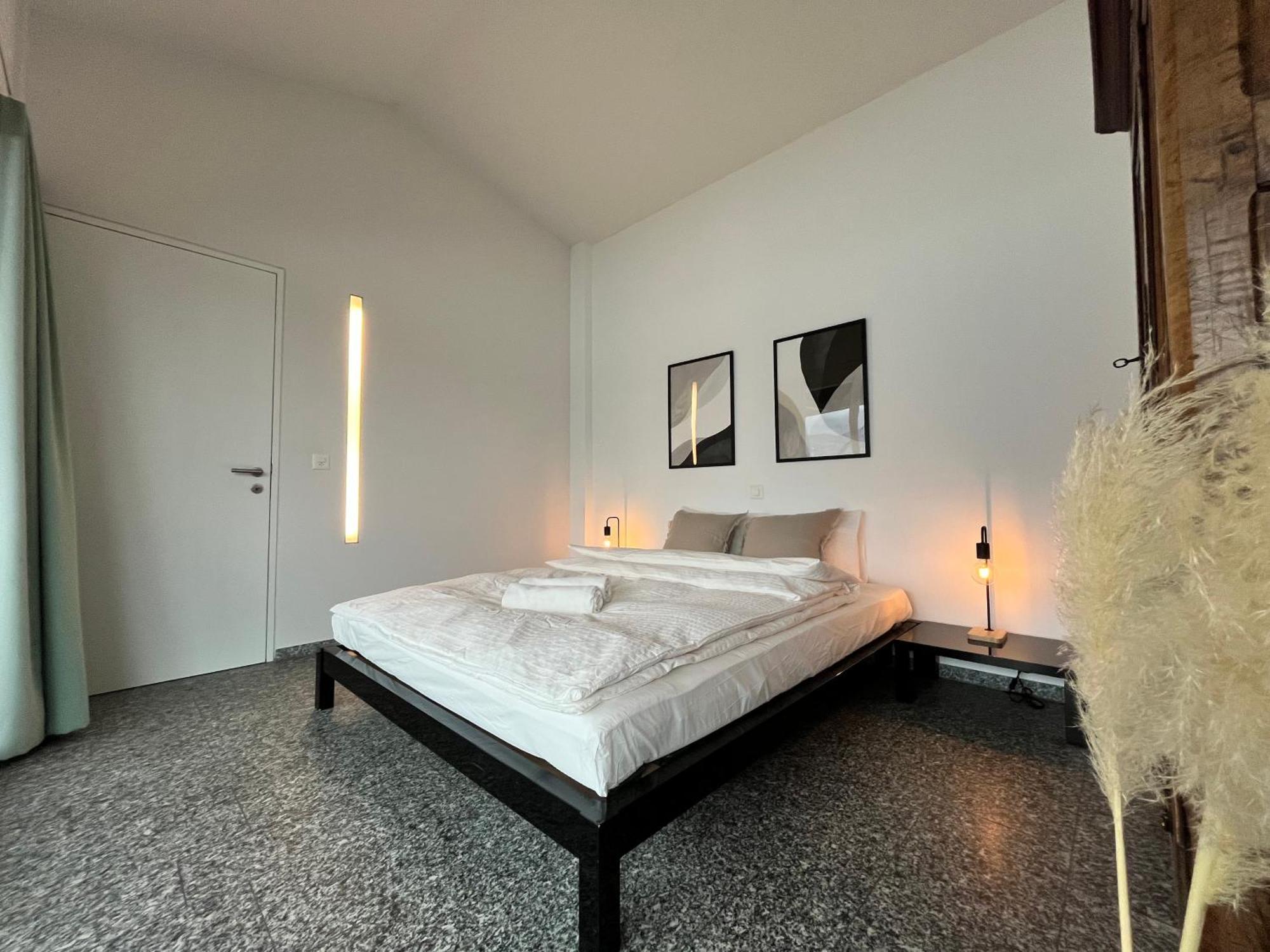 Wohnung Mit Grossartiger Seesicht Und Balkon Spiez Exteriér fotografie