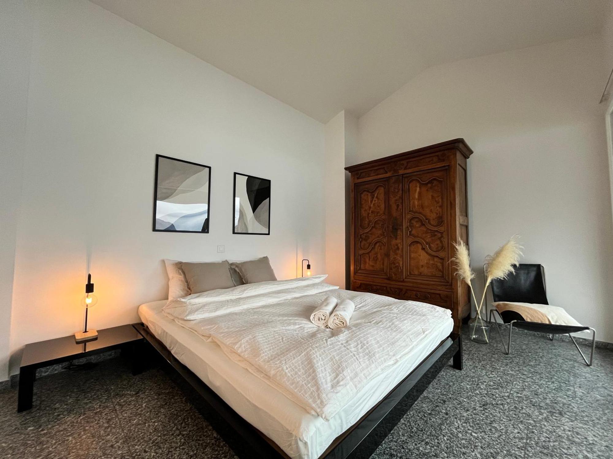 Wohnung Mit Grossartiger Seesicht Und Balkon Spiez Exteriér fotografie