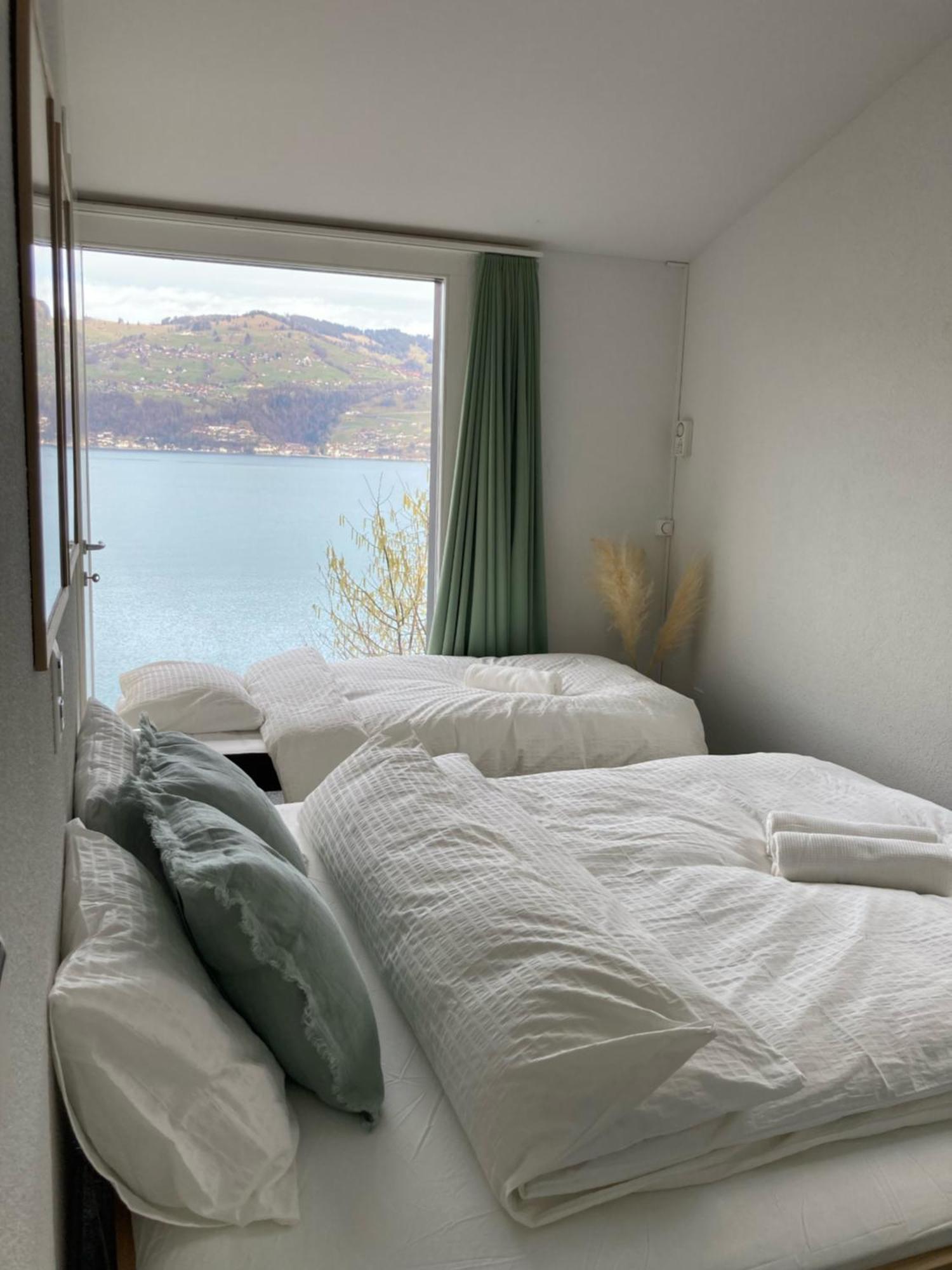 Wohnung Mit Grossartiger Seesicht Und Balkon Spiez Exteriér fotografie