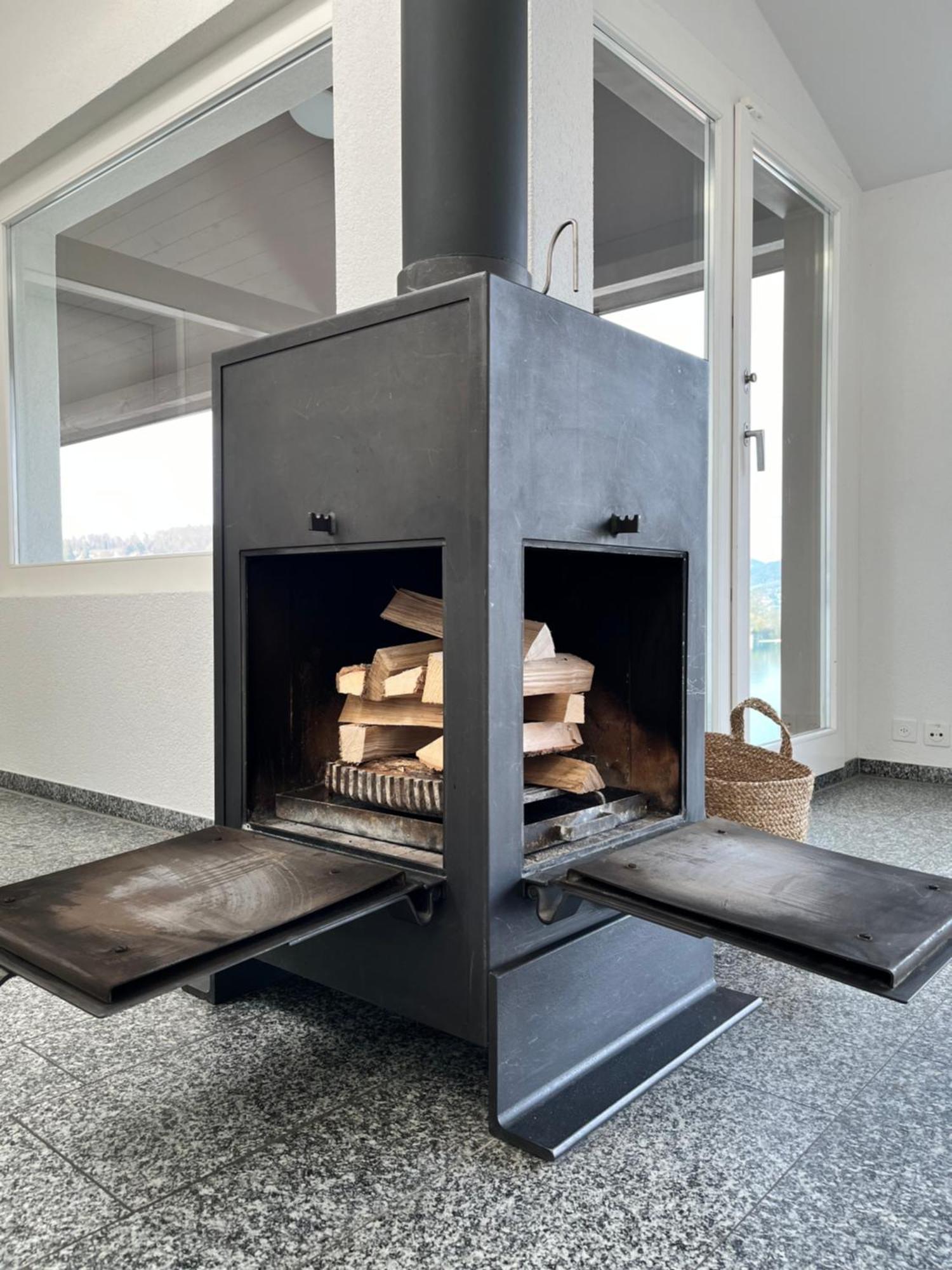 Wohnung Mit Grossartiger Seesicht Und Balkon Spiez Exteriér fotografie
