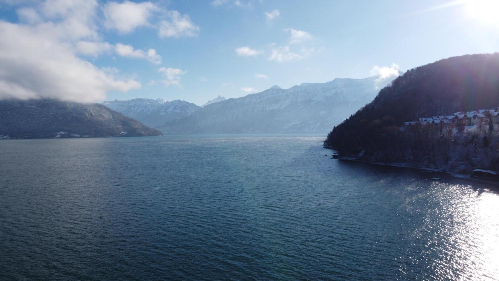 Wohnung Mit Grossartiger Seesicht Und Balkon Spiez Exteriér fotografie